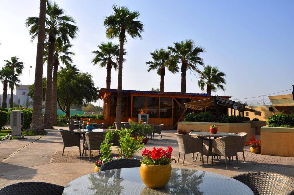 Royal Tulip Alrasheed Hotel Baghdad Exterior photo
