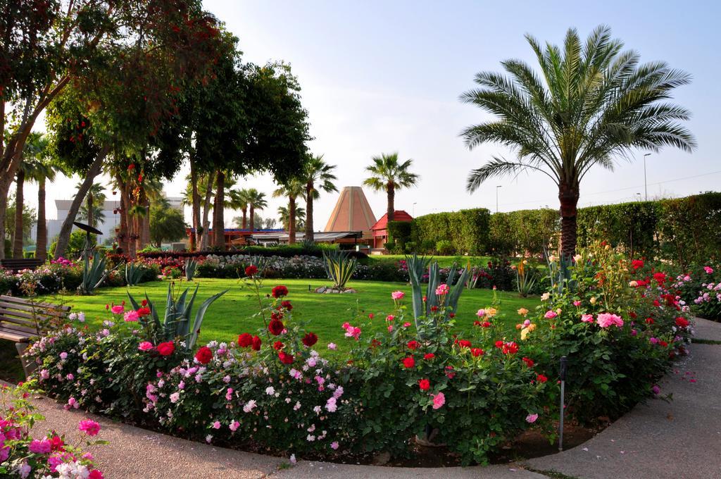 Royal Tulip Alrasheed Hotel Baghdad Exterior photo