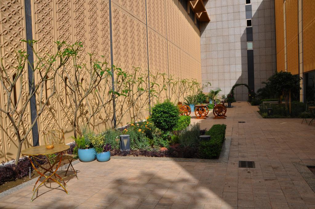 Royal Tulip Alrasheed Hotel Baghdad Exterior photo