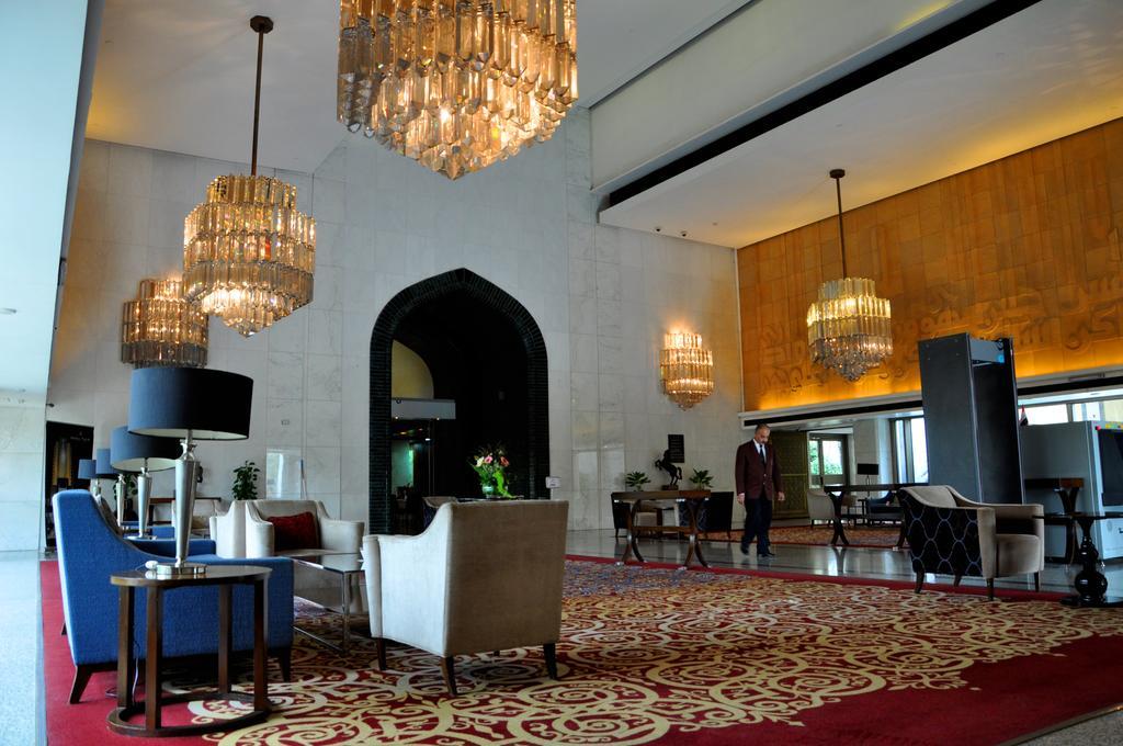 Royal Tulip Alrasheed Hotel Baghdad Exterior photo